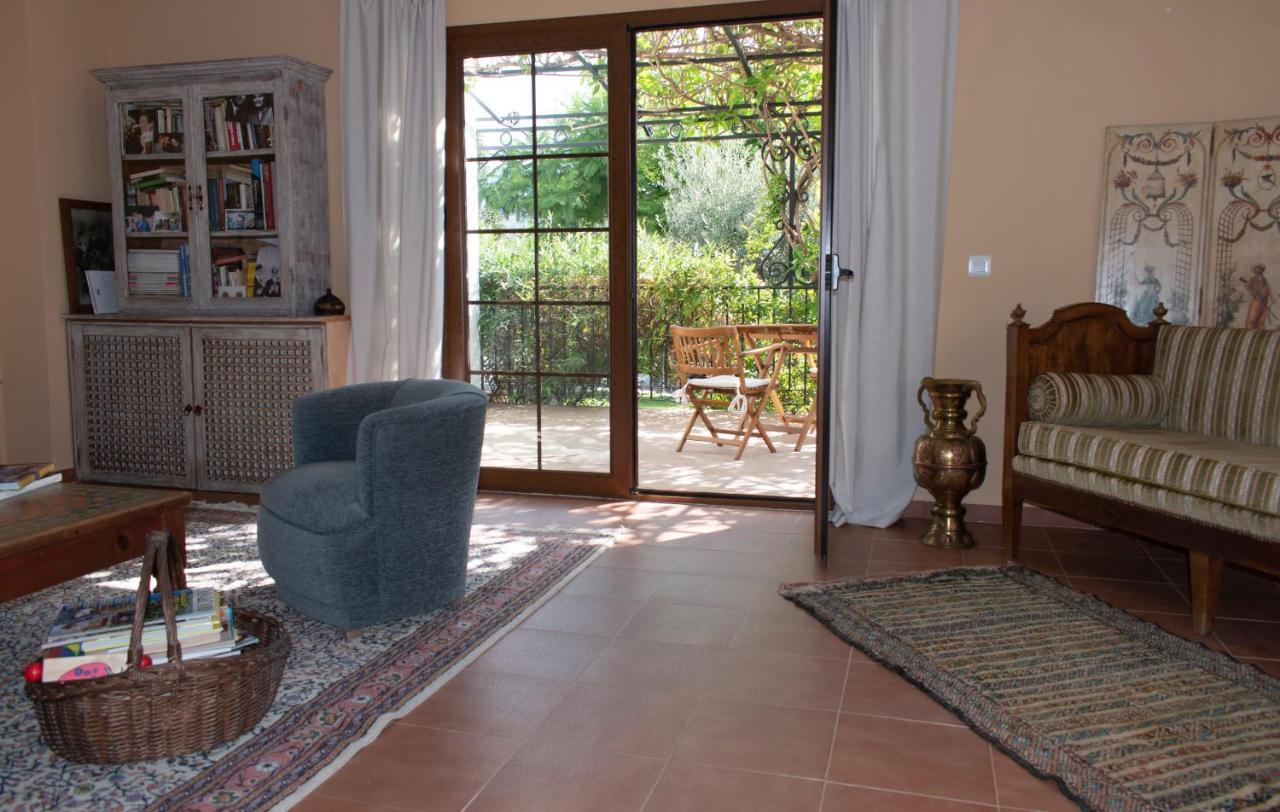 Hotel Cortijo de Salia Alcaucín Buitenkant foto