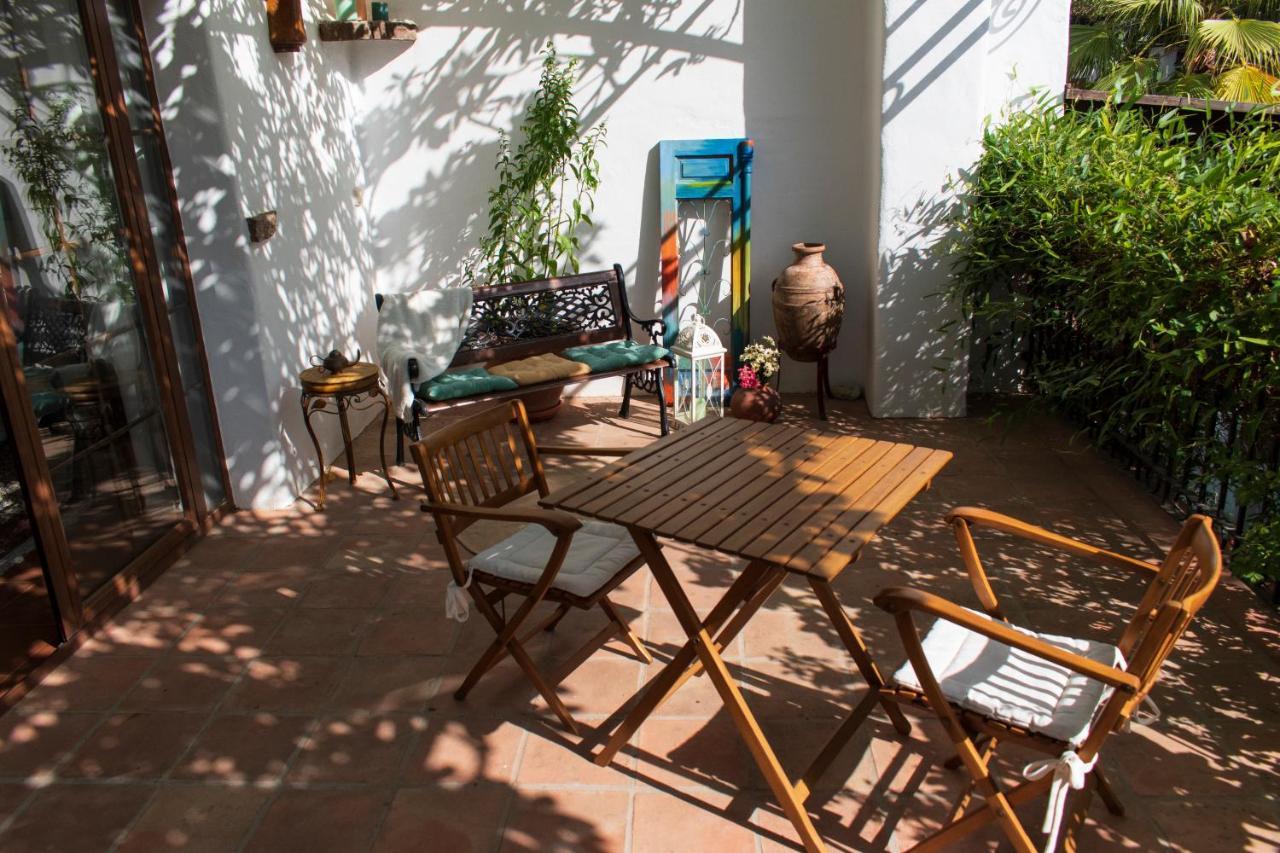 Hotel Cortijo de Salia Alcaucín Buitenkant foto