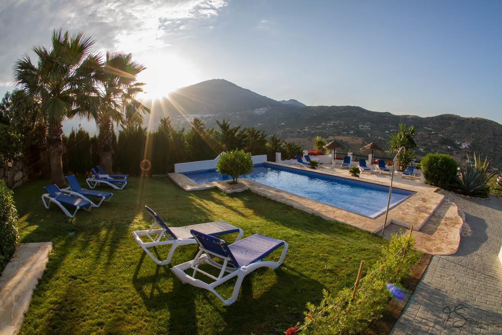 Hotel Cortijo de Salia Alcaucín Buitenkant foto