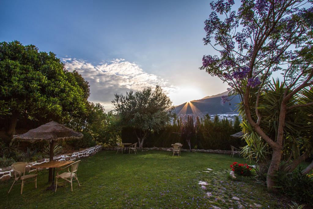 Hotel Cortijo de Salia Alcaucín Buitenkant foto