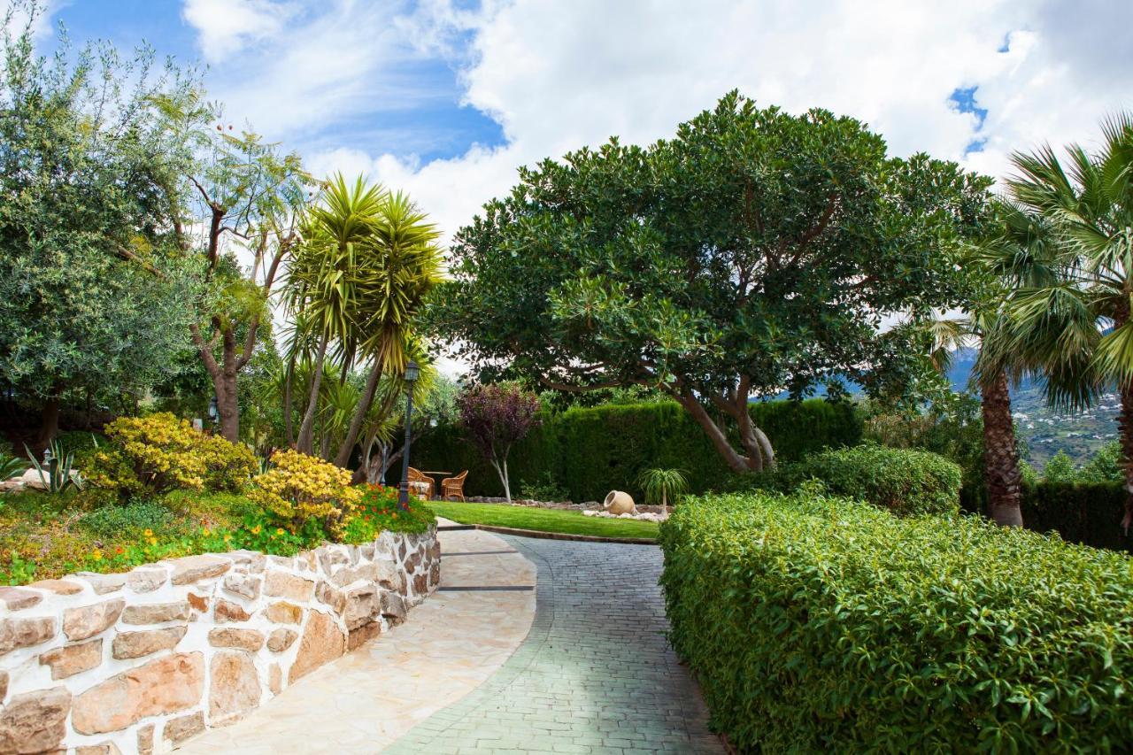Hotel Cortijo de Salia Alcaucín Buitenkant foto