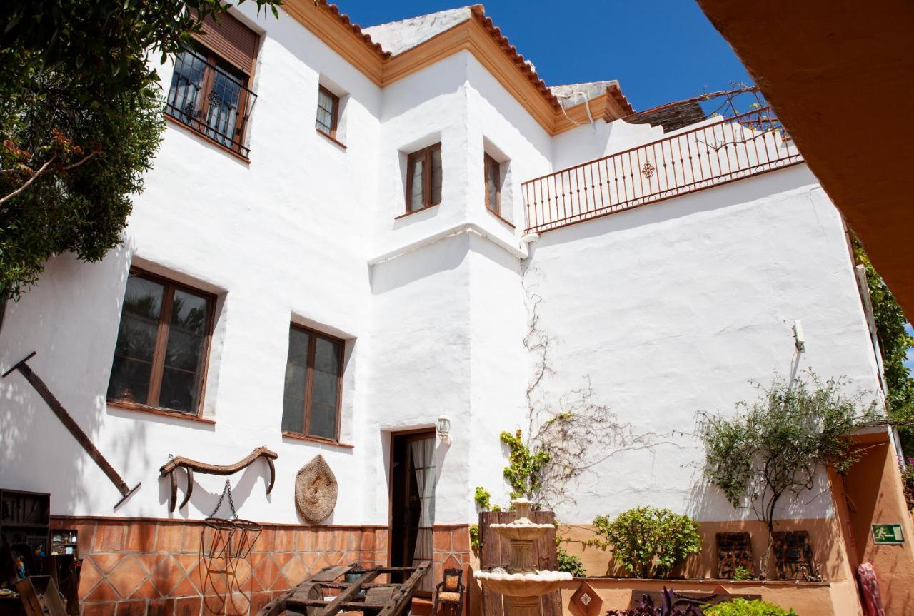 Hotel Cortijo de Salia Alcaucín Buitenkant foto