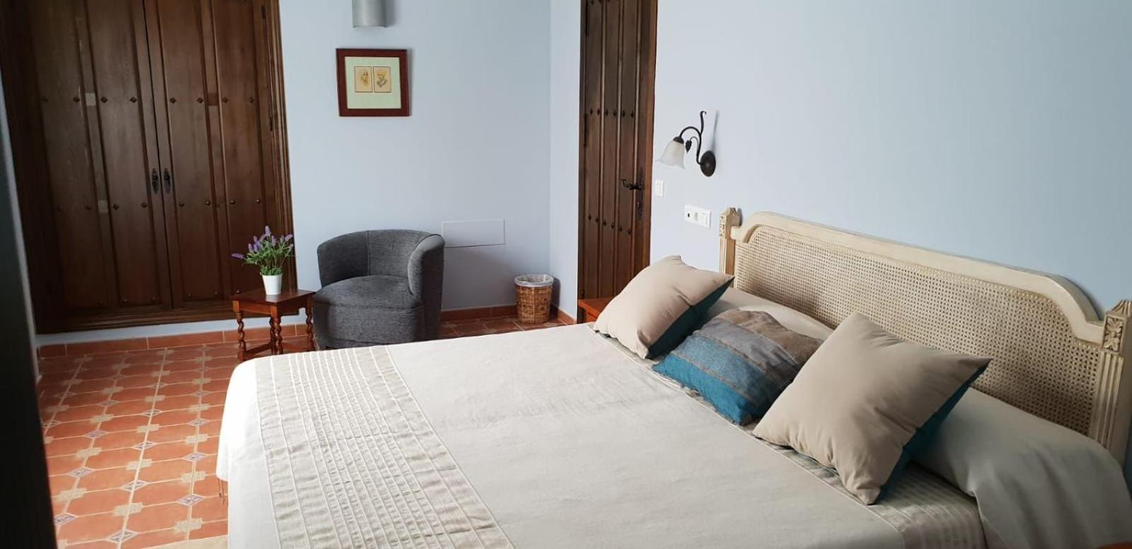Hotel Cortijo de Salia Alcaucín Kamer foto