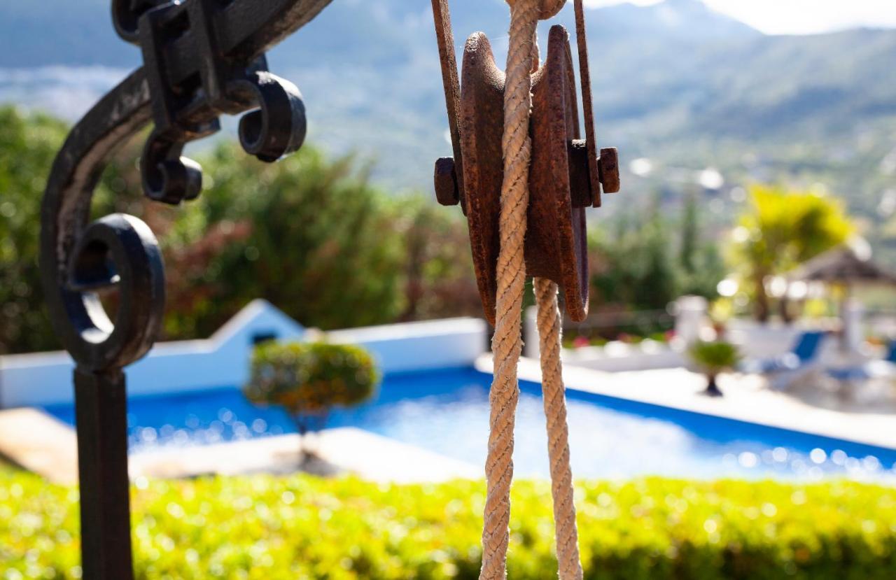 Hotel Cortijo de Salia Alcaucín Buitenkant foto