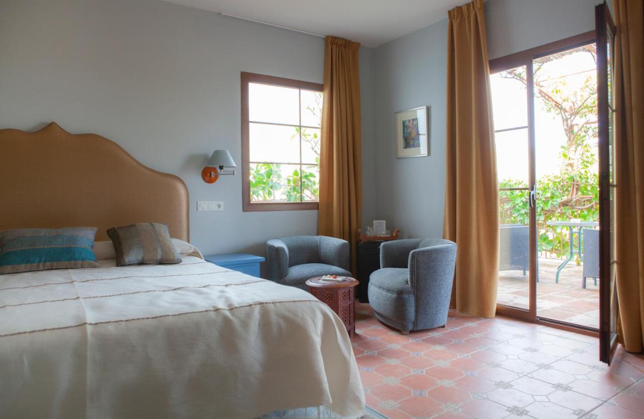 Hotel Cortijo de Salia Alcaucín Buitenkant foto