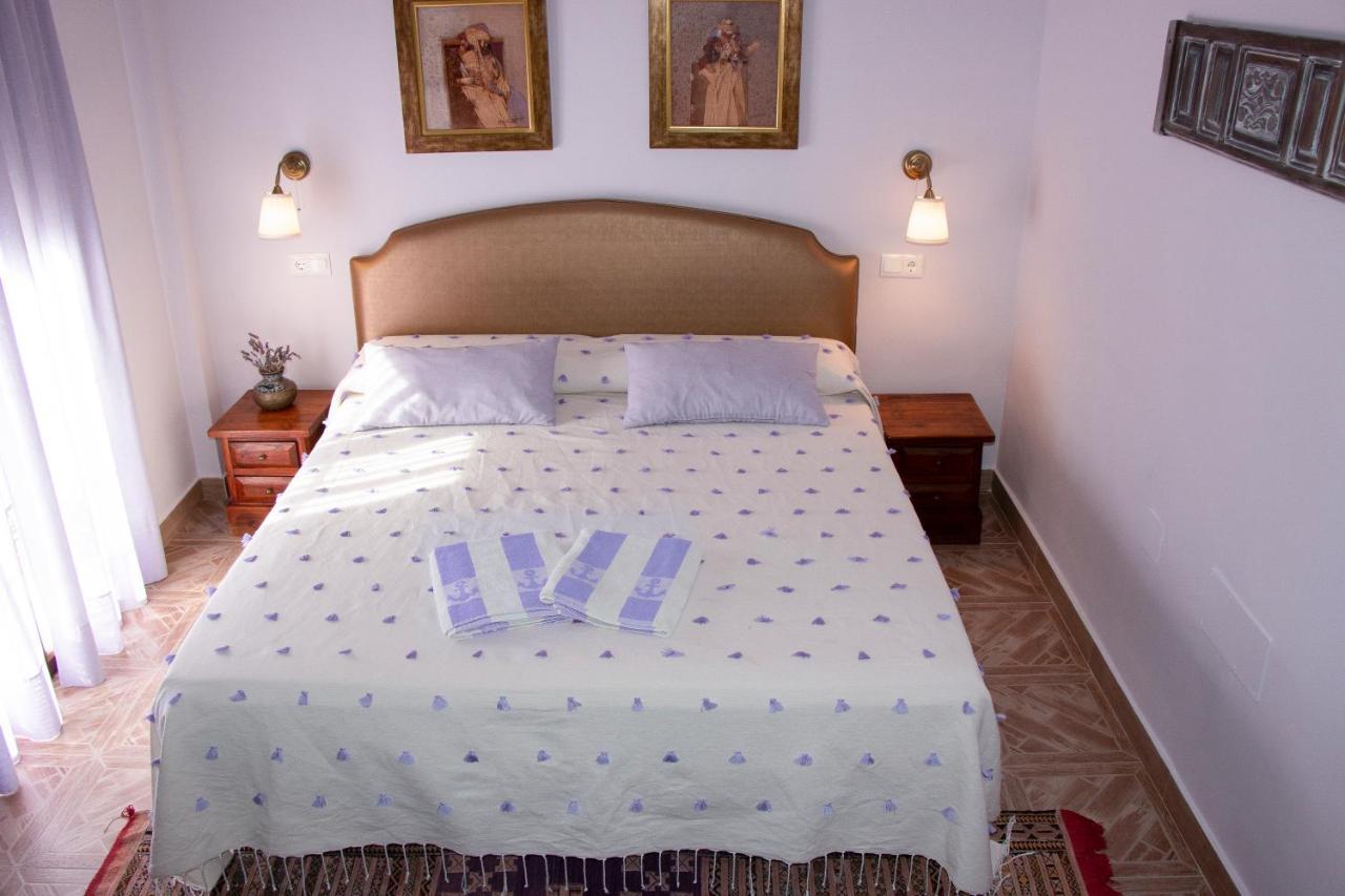 Hotel Cortijo de Salia Alcaucín Buitenkant foto