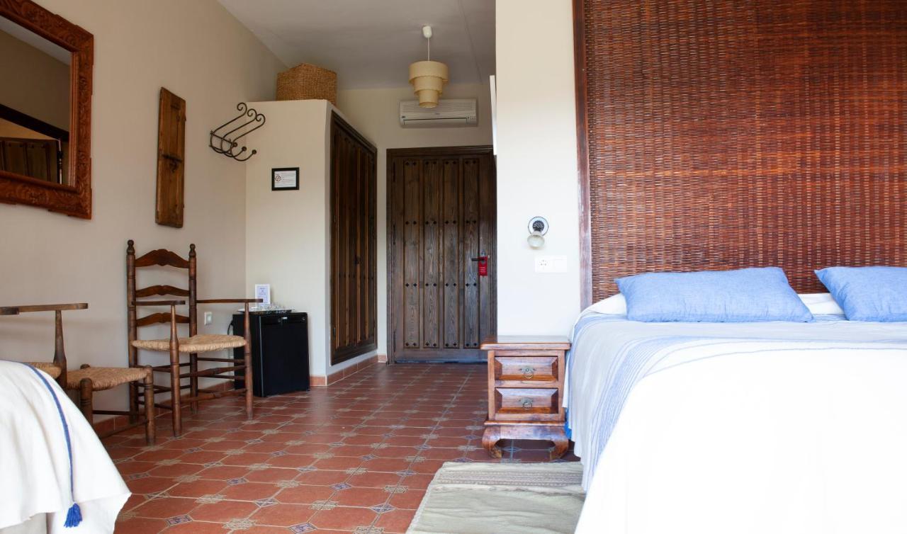 Hotel Cortijo de Salia Alcaucín Buitenkant foto