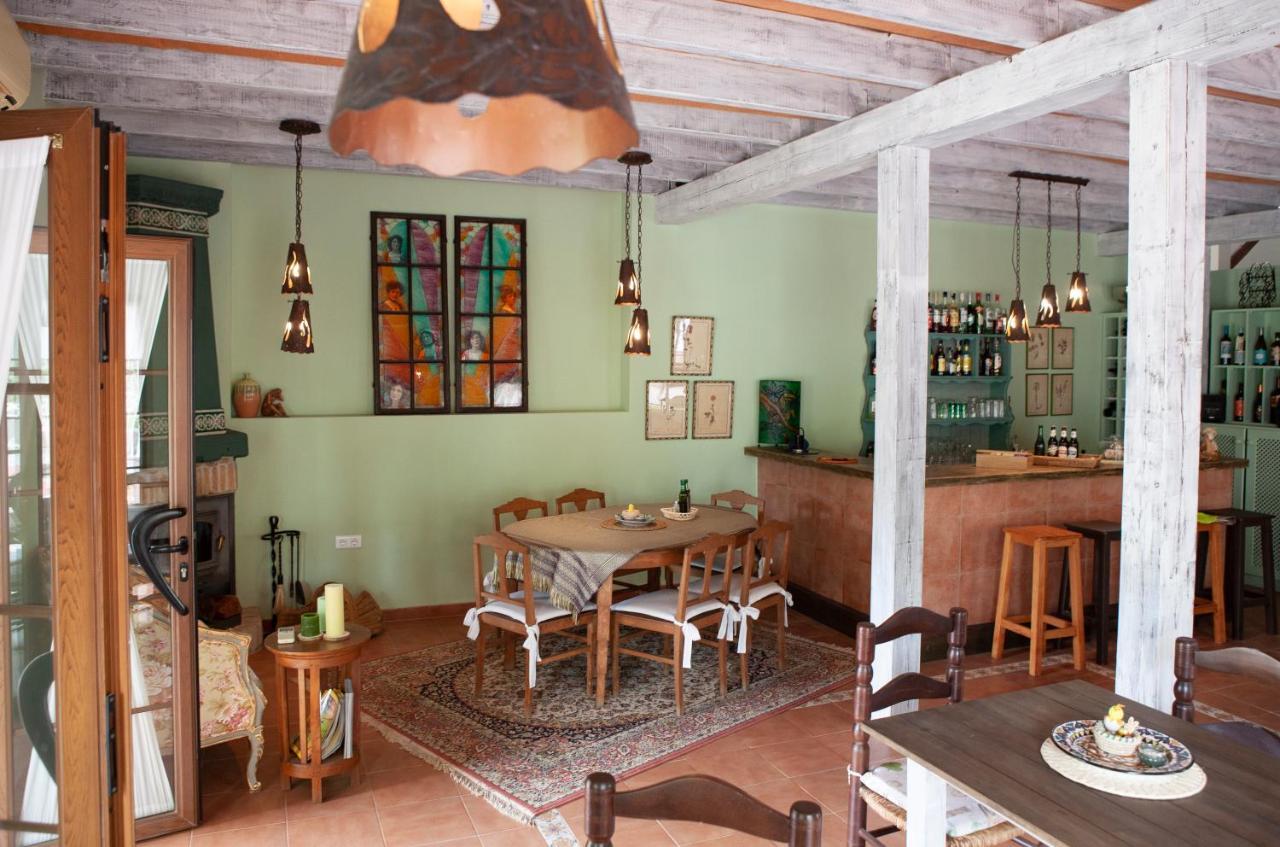 Hotel Cortijo de Salia Alcaucín Buitenkant foto