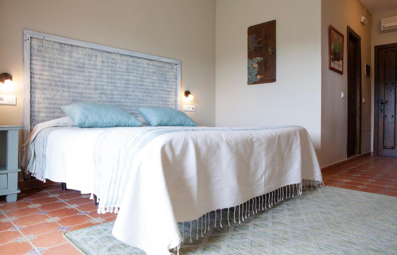 Hotel Cortijo de Salia Alcaucín Buitenkant foto